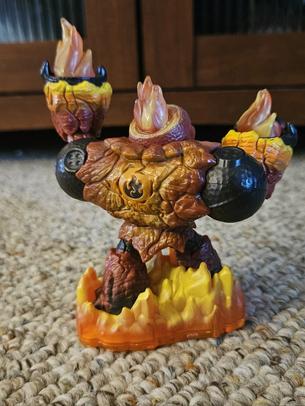 Skylanders Giants Hot Head With The Card